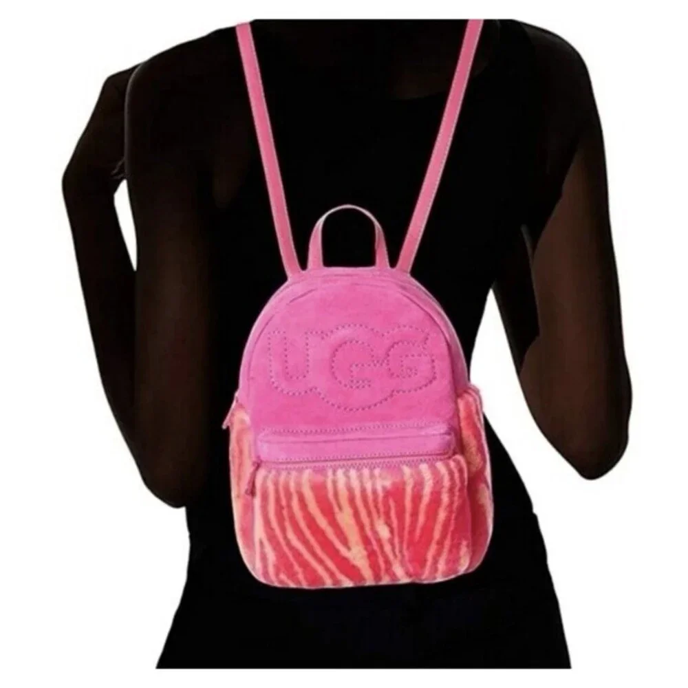 dannie ii mini backpack sheepskin UGG 1126834 Black Clear  This compact backpack embodies the iconic UGG style UGG Women's Dannie Ii Mini
